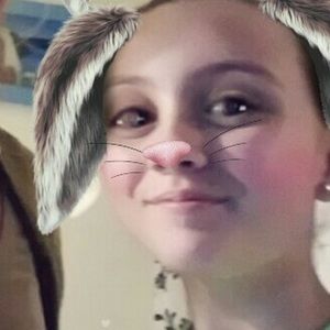 Meet your Posher, Ava